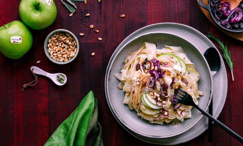 Pasta con Finocchio, Mela e Camembert